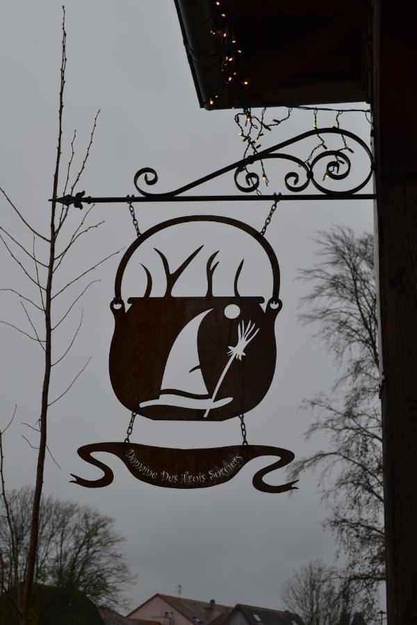 Domaine Des Trois Sorciers Bed & Breakfast Bouxwiller  Eksteriør bilde